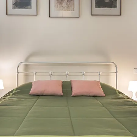 Studio 68 Apartment *